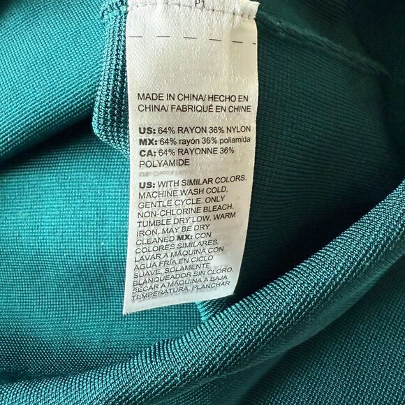 NWT Chico's Travelers Easy Chic Sleeveless Mock Sweater Jasper Turtleneck M/8 - Picture 6 of 6